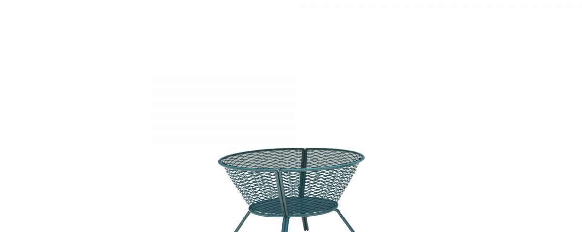 Low round coffee table for outdoor by Altek Italia Design